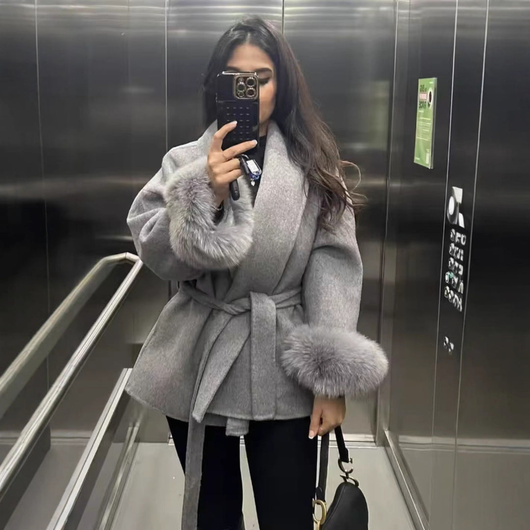 Women's fitted coat with belt tie, shawl collar and voluminous faux fur cuffs Mune Fashion
