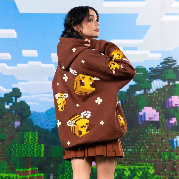 Unisex hoodie with woven pixel bee motif and attached kangaroo pocket Mune Fashion