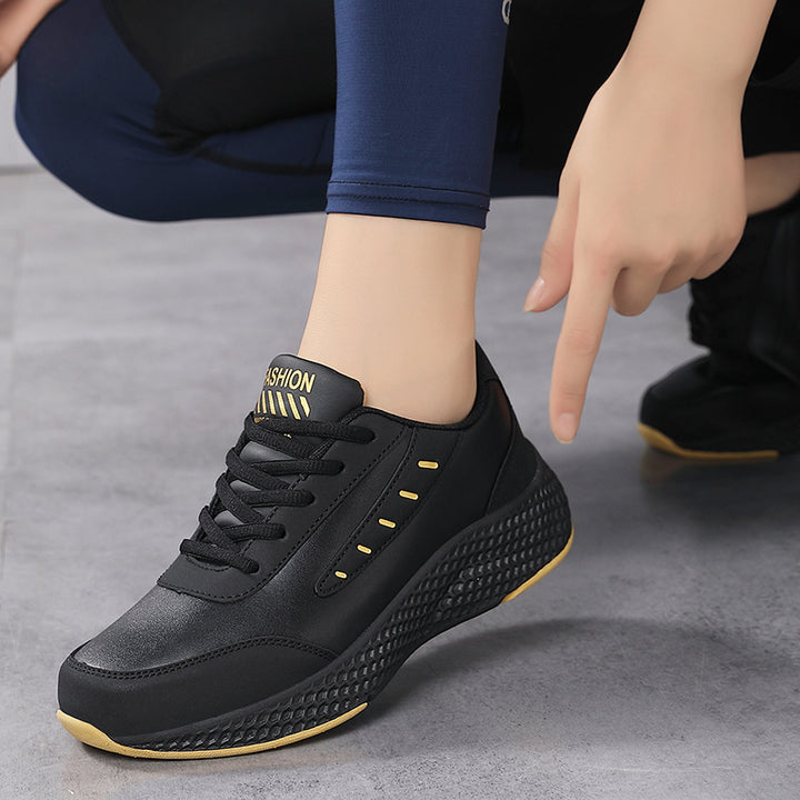 Ladies nan elegant platform sneaker made of synthetic leather with honeycomb structured cushioning sole and ergonomic comfort insole Mune Fashion