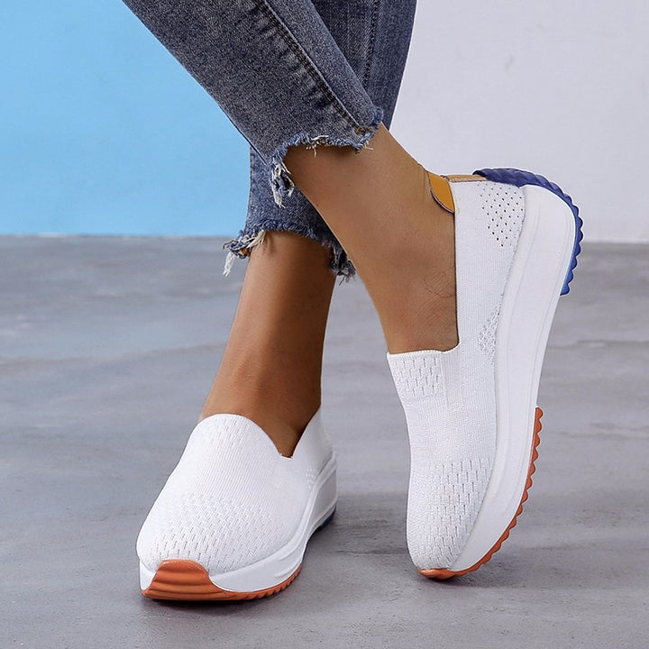 Women's Slip-On Platform Sneaker with Knitted Upper Mune Fashion