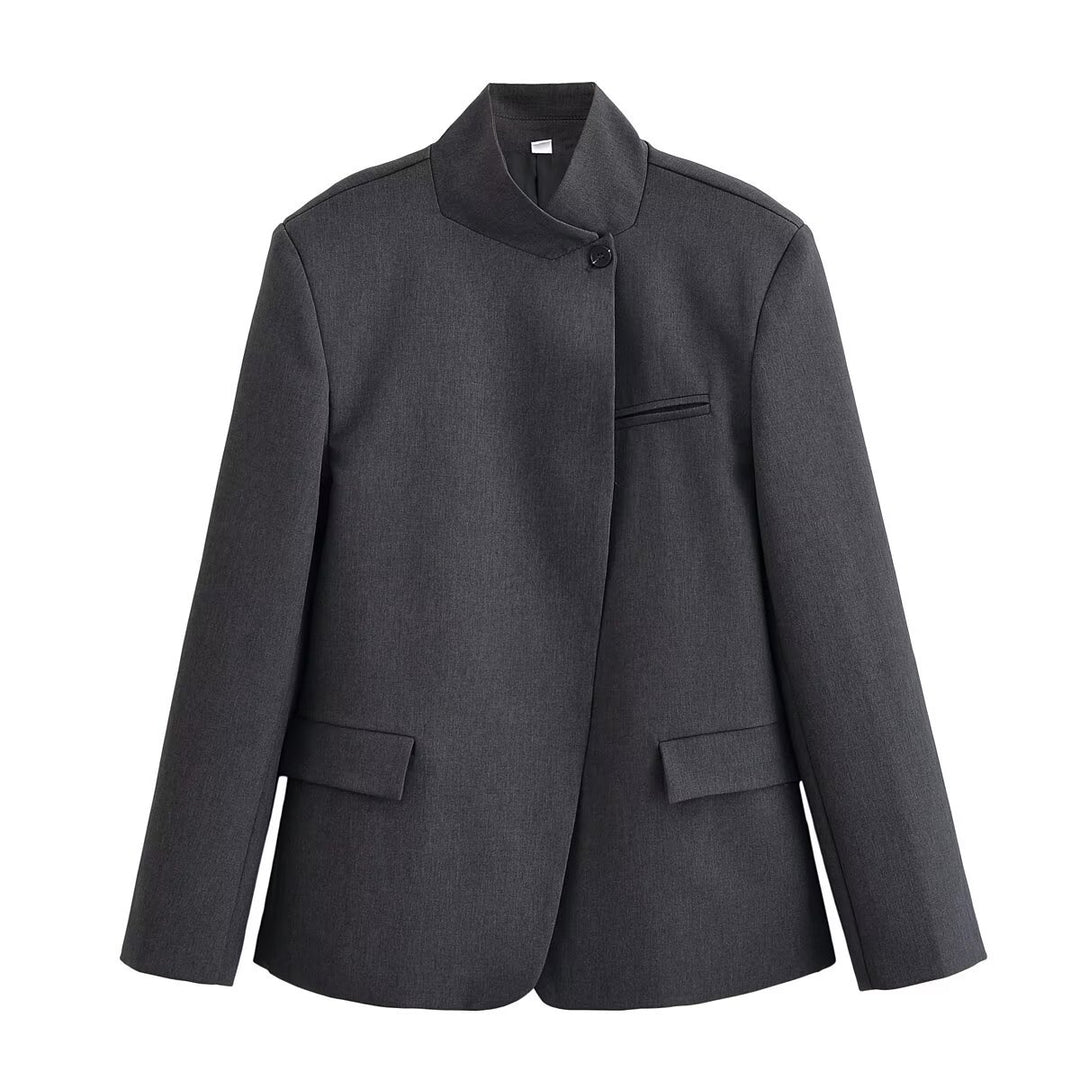 Women's short blazer in boxy cut with stand-up collar and concealed one-button placket Mune Fashion
