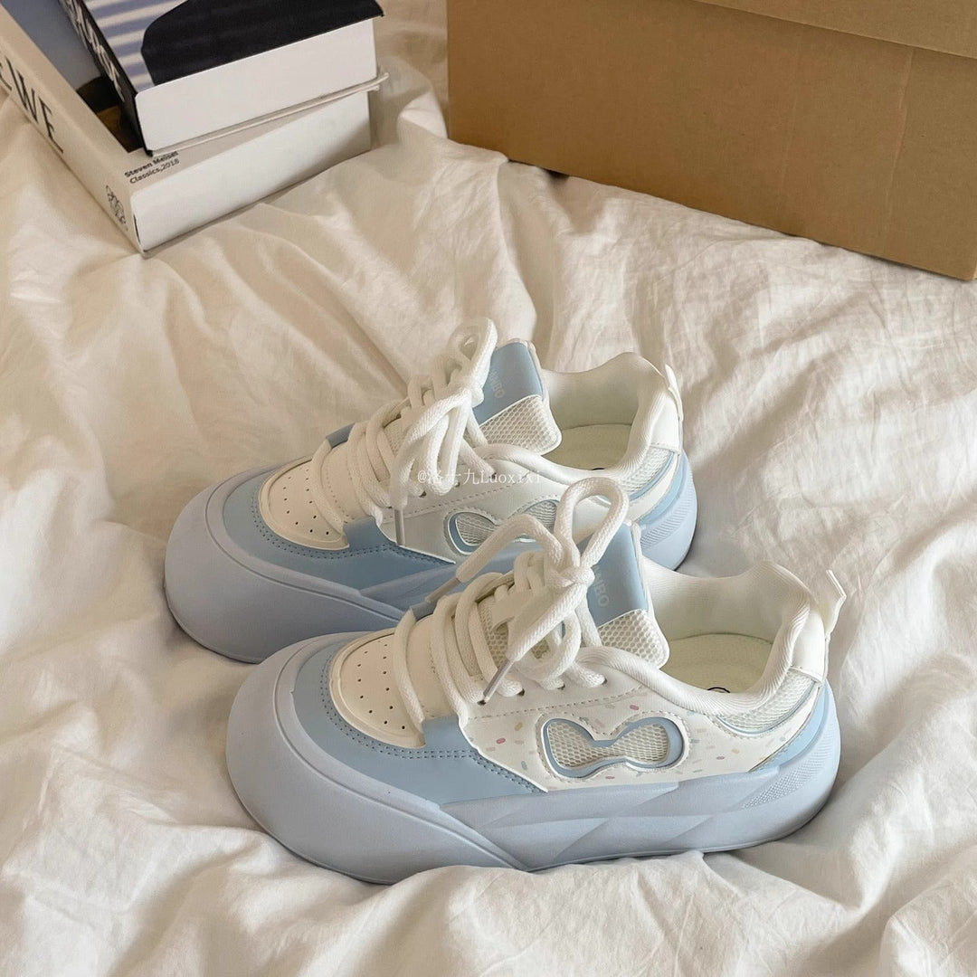 Ladies sporty sneakers with thick, flexible cushioning sole Mune Fashion