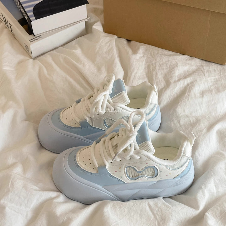Ladies sporty sneakers with thick, flexible cushioning sole Mune Fashion