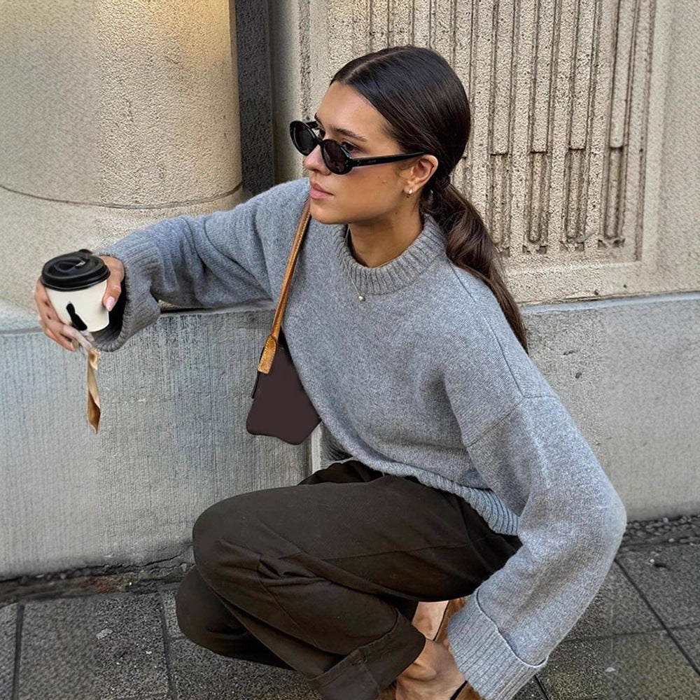 Women Soft Oversized Knitted Sweater with Round Neck, Extended Cuffs, and Ribbed Hem Mune Fashion