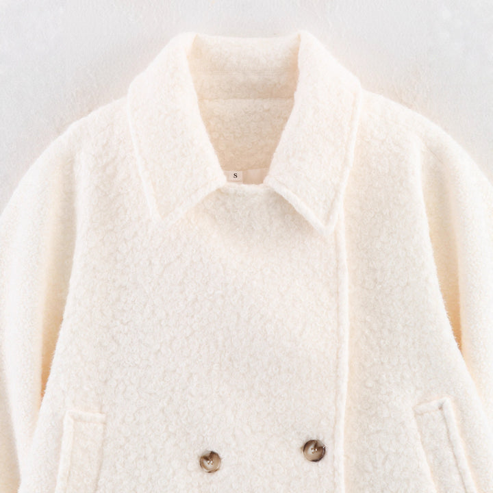 Women's nan cast Bouclé jacket with short cut, double-breasted button placket and cuff bar Mune Fashion