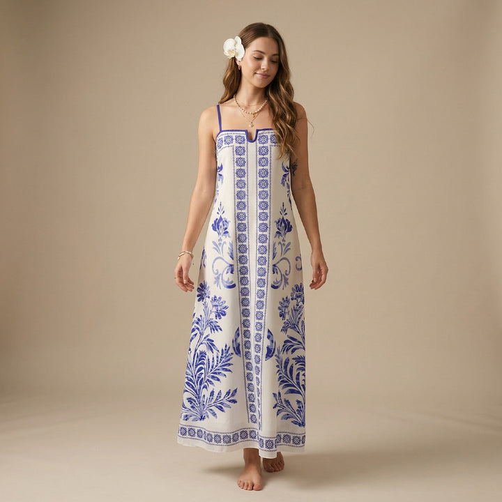 Women's summer dress with floral patterns and a light, breezy fit Mune Fashion