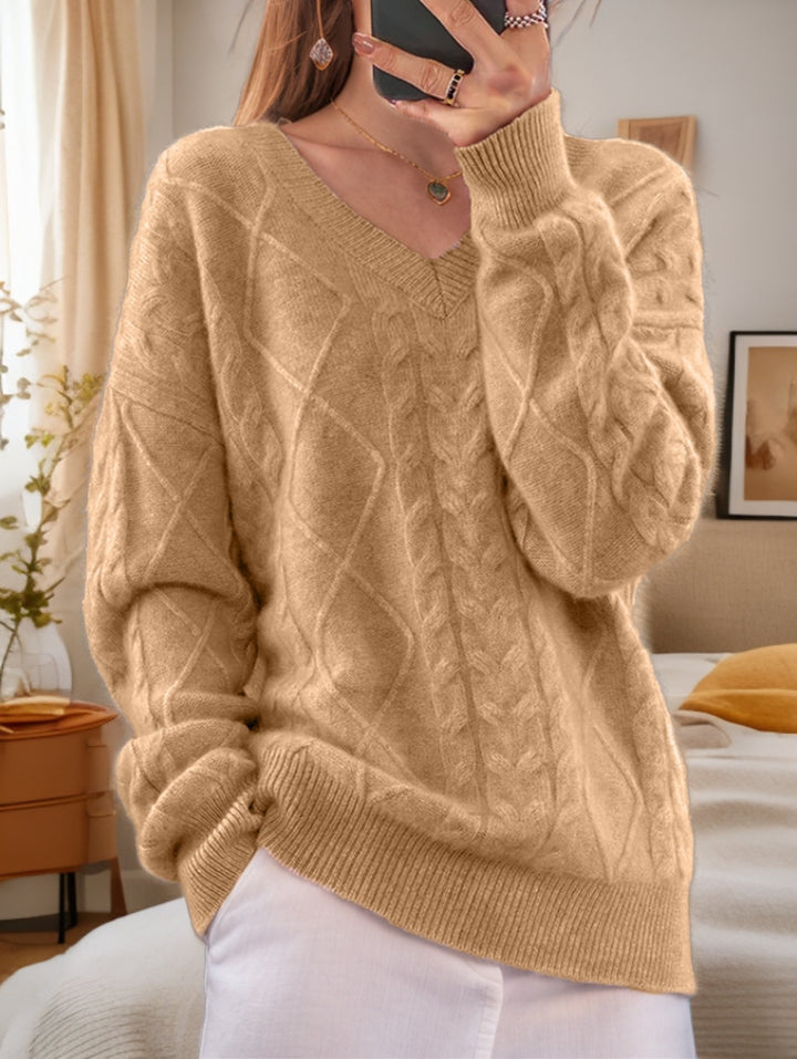 Ladies nan cuddly V-neck cable knit sweater with oversized cut and ribbed finishes Mune Fashion