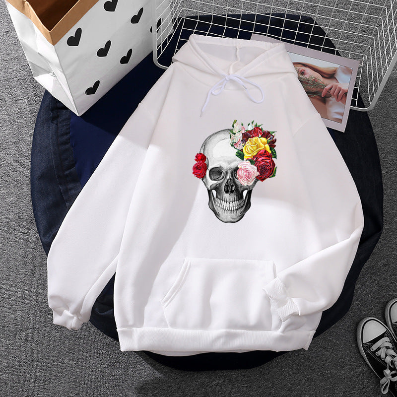 Unisex hooded sweatshirt with floral skull illustration, oversized fit and French terry quality Mune Fashion
