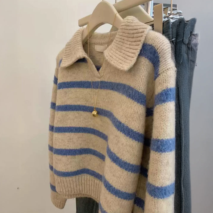 Women's cozy oversized knit sweater with polo collar and wide stripes Mune Fashion