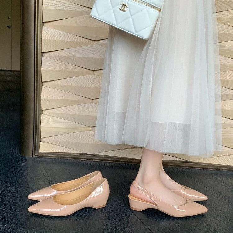 Ladies Minimalist pointed ballerina pumps with small wedge heel and ergonomic footbed Mune Fashion
