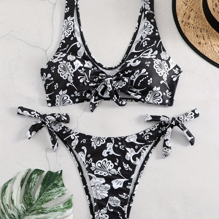 Women's Triangle Bikini with Playful Knot Detail Mune Fashion