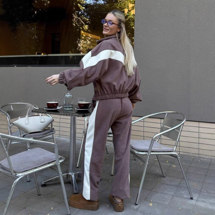 Women's Fleece Set Cropped Jacket with Zipper and Relaxed Jogging Pants Mune Fashion