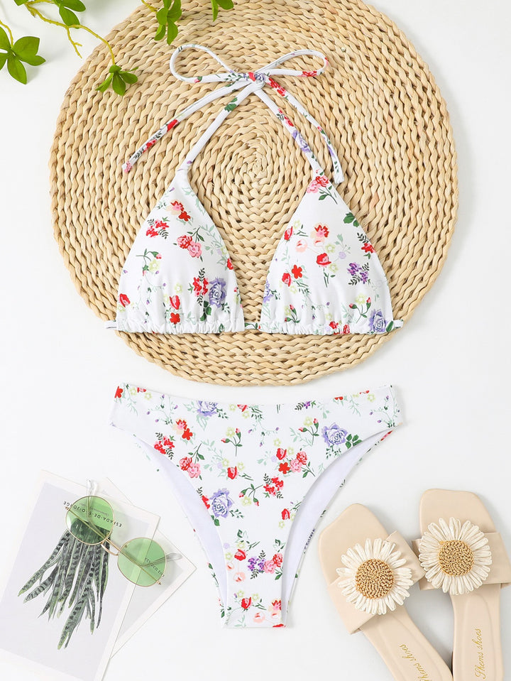 Women Triangle Bikini with Floral and Checkered Pattern Mune Fashion