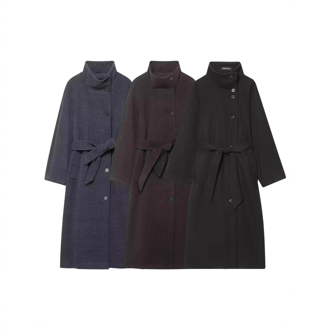Ladies wool coat with waist belt, stand-up collar and raglan sleeves Mune Fashion