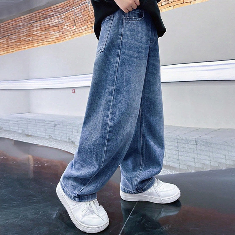Unisex wide jeans with modern cut Mune Fashion