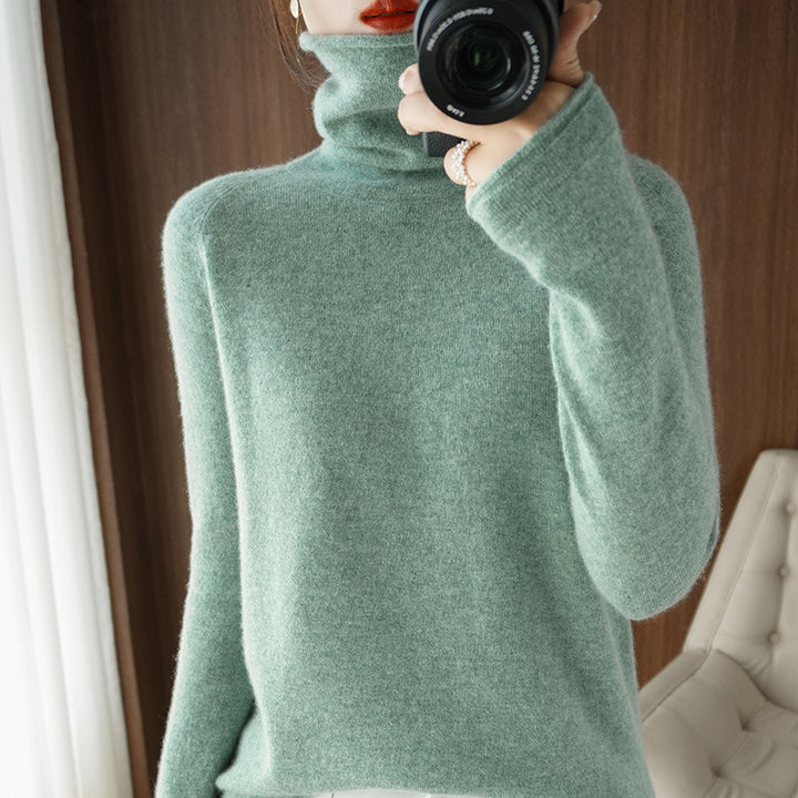 Women's Soft Roll Neck Sweater in Cashmere-Look with Thumb Hole and Fitted Silhouette Mune Fashion