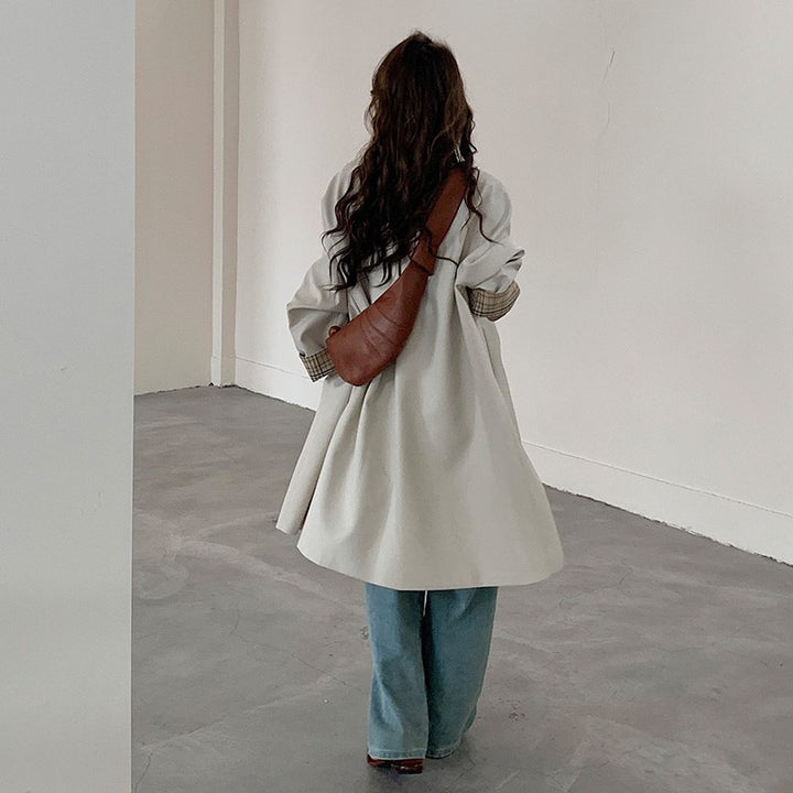 Women lightweight trench coat with contrasted checked cuffs Mune Fashion