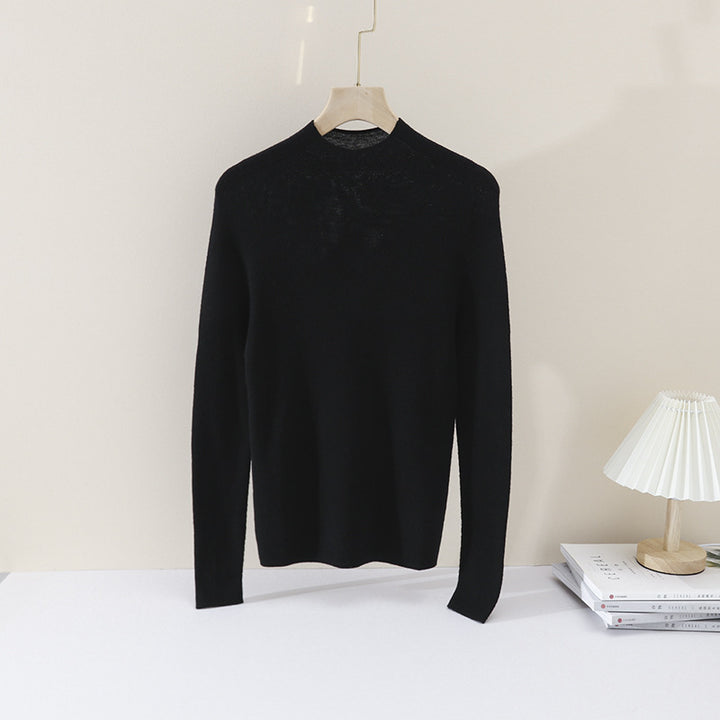 Women's Slim Fine Knit Round Neck Sweater with Raglan Shoulder Inserts Mune Fashion