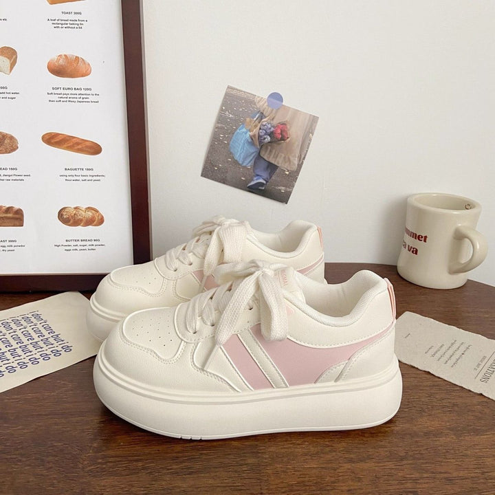 Women Sports Sneakers with High Comfort and Classic Design Mune Fashion