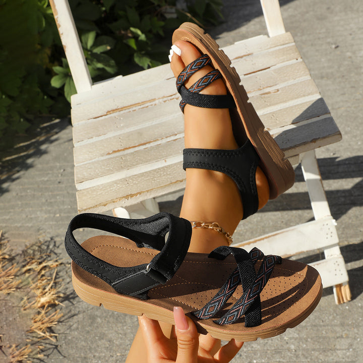 Damen Sandalen mit elastischen Kreuzriemen und Leoprint-Zehenriemen Mune Fashion