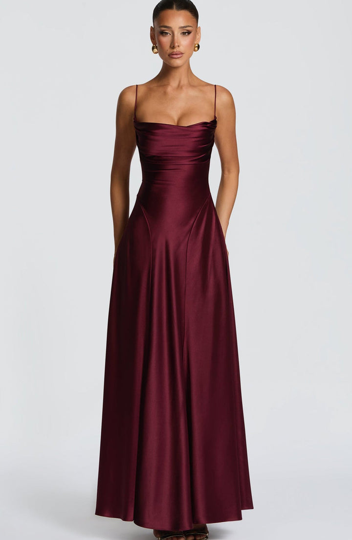 Ladies Elegant Maxi Dress with refined spaghetti straps and flowing satin Mune Fashion