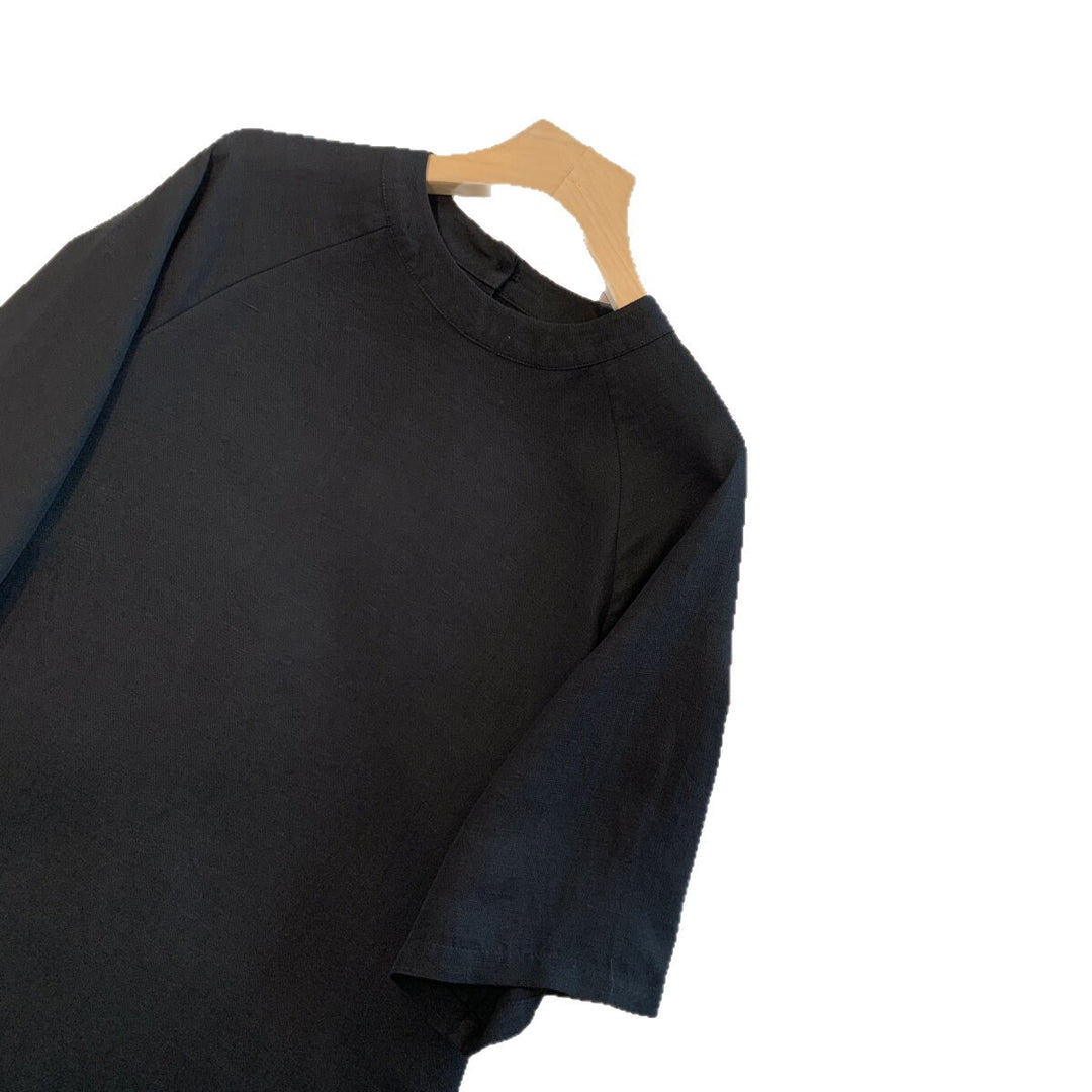 Women's elegant and airy blouse made of fine fabric Drune