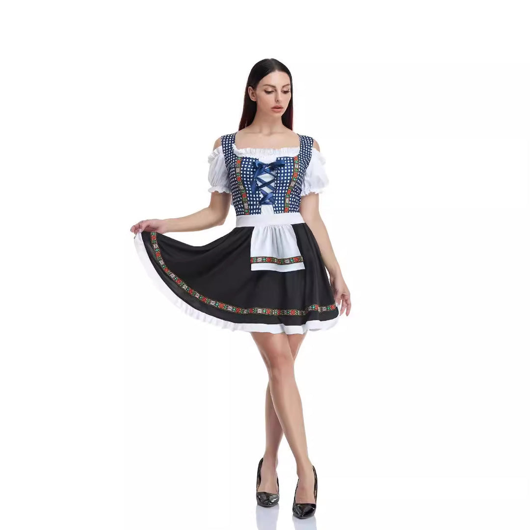 Women's traditional Bavarian dirndl with laced bodice, short skirt length and apron Mune Fashion