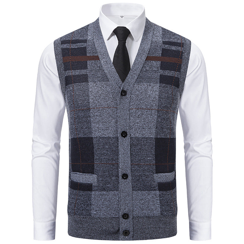Men's tailored knitted vest with V-neck, fine check pattern, button placket, and patch pockets Mune Fashion