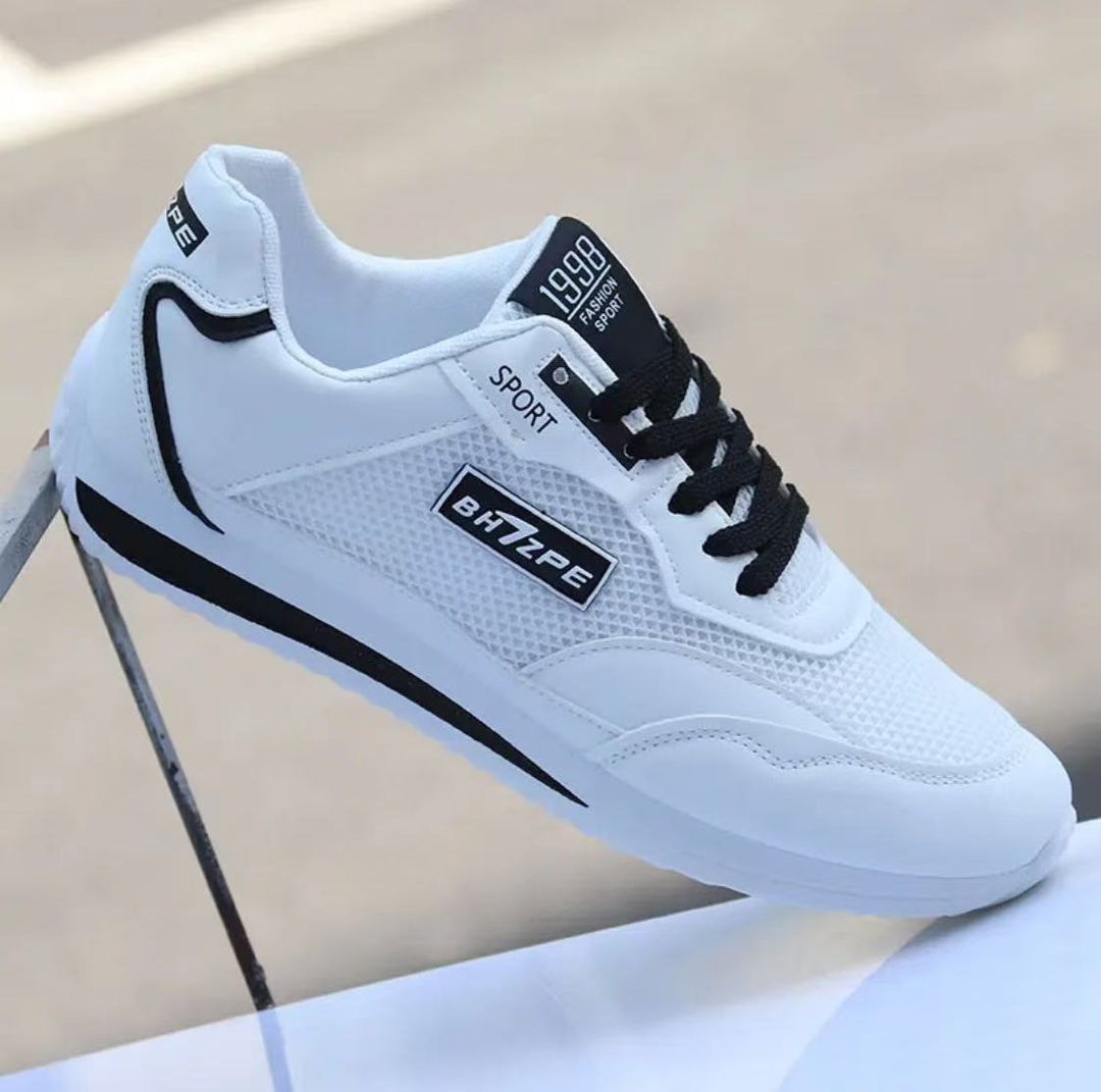 Women’s sporty casual sneakers with breathable mesh upper and non-slip sole Mune Fashion