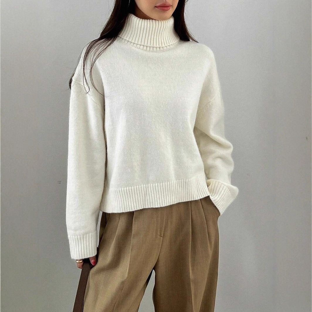 Women's Oversized Turtleneck Sweater Made Of Soft Material Mune
