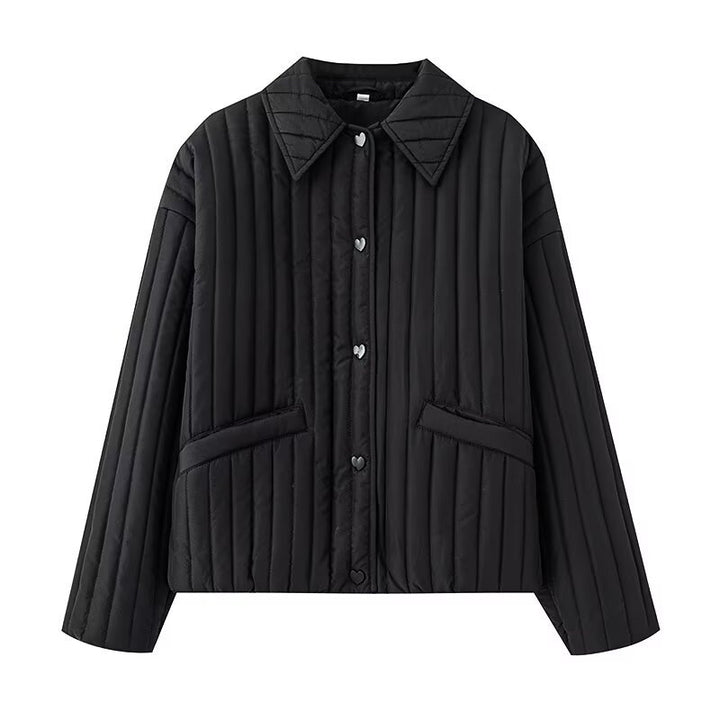 Women's short quilted jacket with vertical quilting, shirt collar and heart button placket Mune Fashion