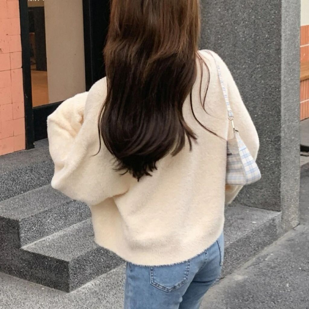 Women's Short Cut Fluffy Knit Cardigan with Pearl Buttons Mune Fashion