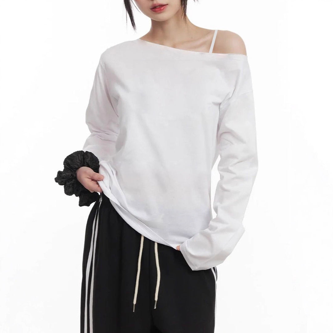 Women's asymmetric off-shoulder long-sleeve shirt made of cotton stretch with a casual oversized cut Mune Fashion