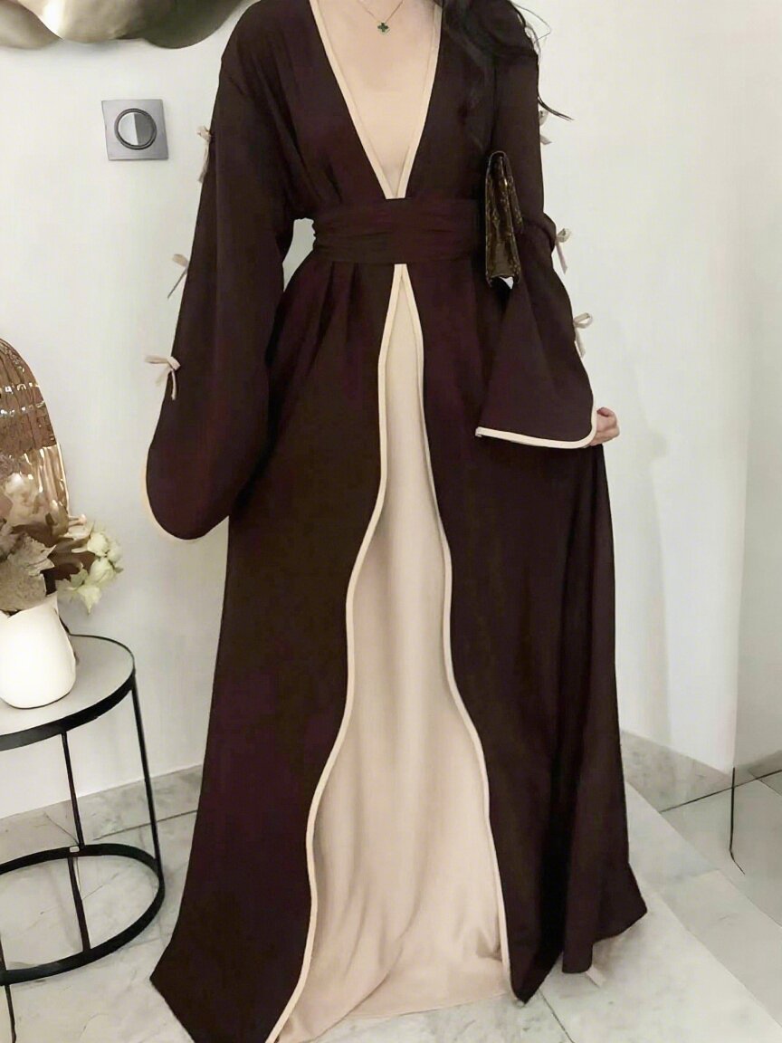 Women's elegant Abaya-Kaftan with wide trumpet sleeves, contrasting yoke and wrap belt Mune Fashion