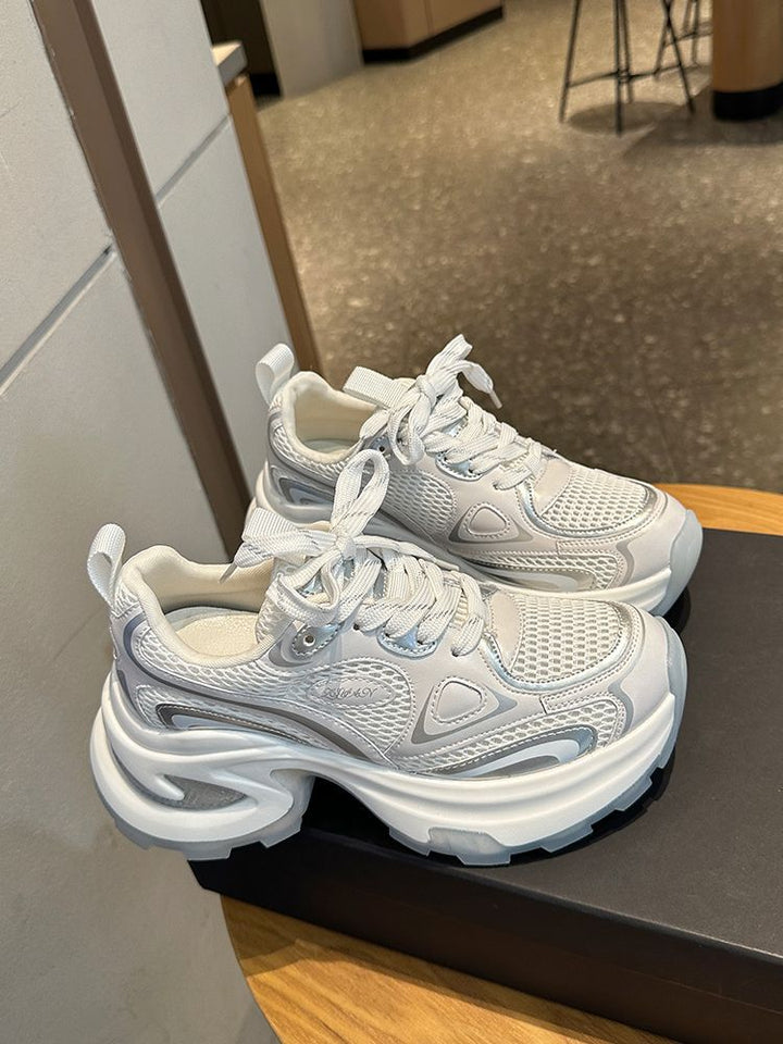 Women's sporty sneakers with breathable mesh surface and cushioned sole Mune Fashion