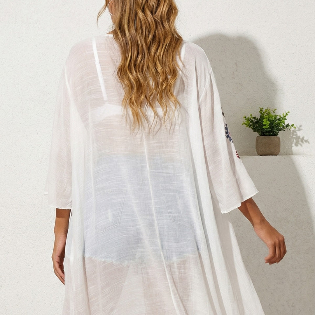 Women's airy and elegant beach kimono with floral crochet accents Mune Fashion