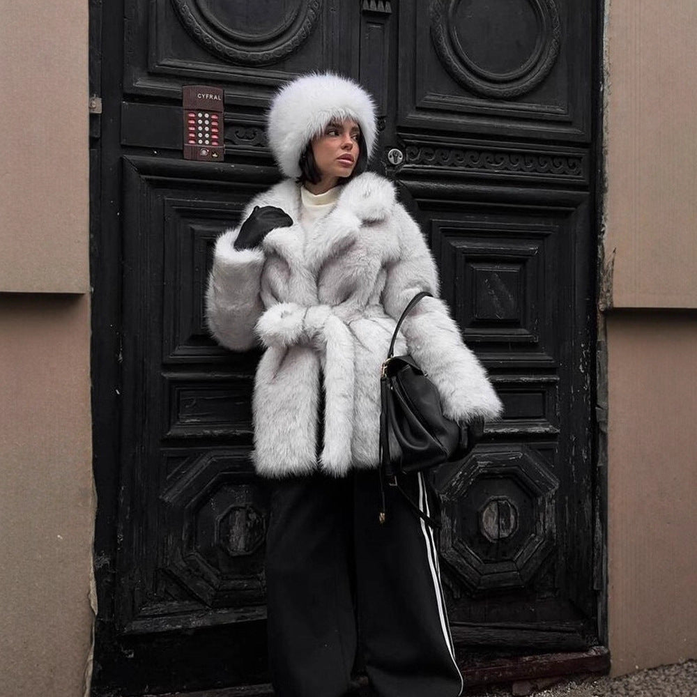 Women Voluminous Short Coat made of Faux Fur with Waist Belt and Oversized Shawl Collar Mune Fashion