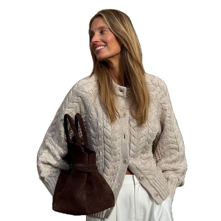 Women Chunky Knit Cable Pattern Cardigan with Balloon Sleeves Mune Fashion