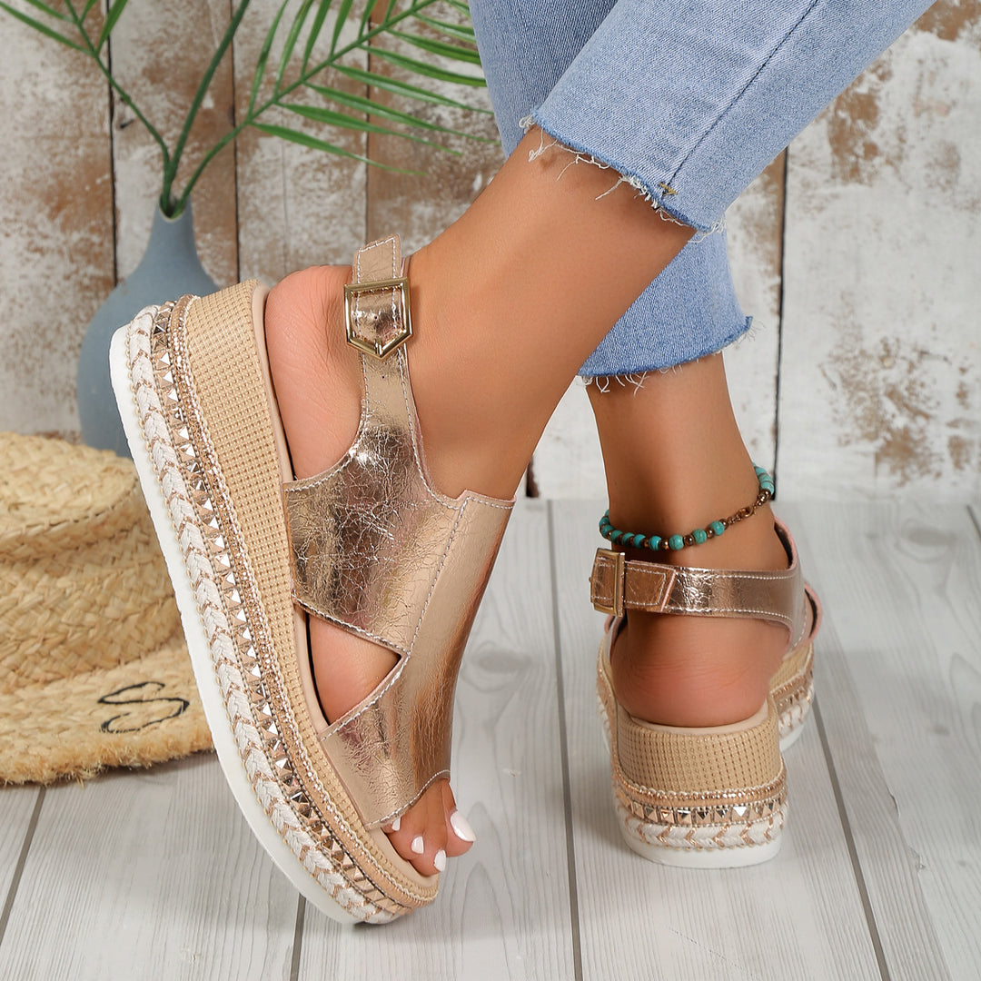 Ladies' plateau sandals made of embossed faux leather with braided espadrille sole and adjustable heel strap Mune Fashion