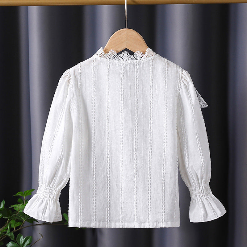 Girls' blouse with romantic lace details Mune Fashion