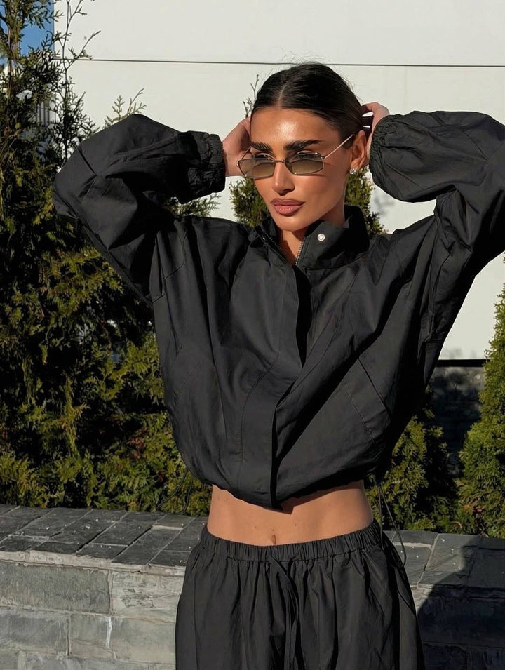 Women’s casual two-piece set made of flowing fabric with wide leg Mune Fashion
