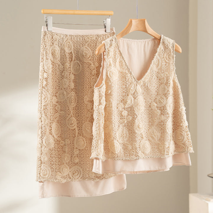 Women's lace midi skirt with floral crochet lace and opaque lining Mune Fashion