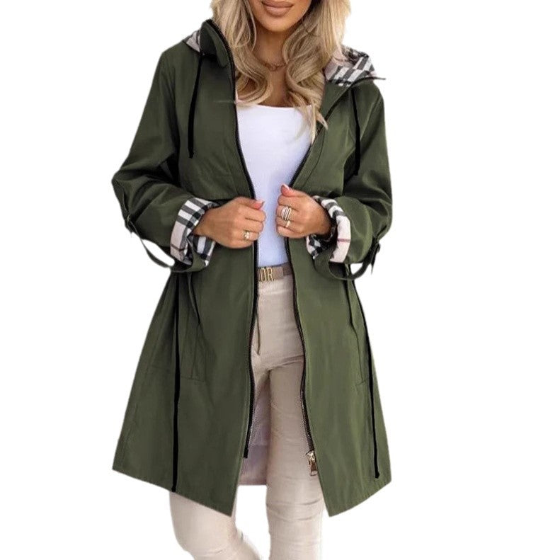 Women's tailored rain parka with hood checkered lined inner collar and drawstring Mune Fashion
