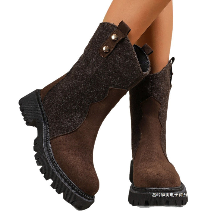 Women robust Chelsea platform ankle boots with chunky tread sole and felt inserts Mune Fashion