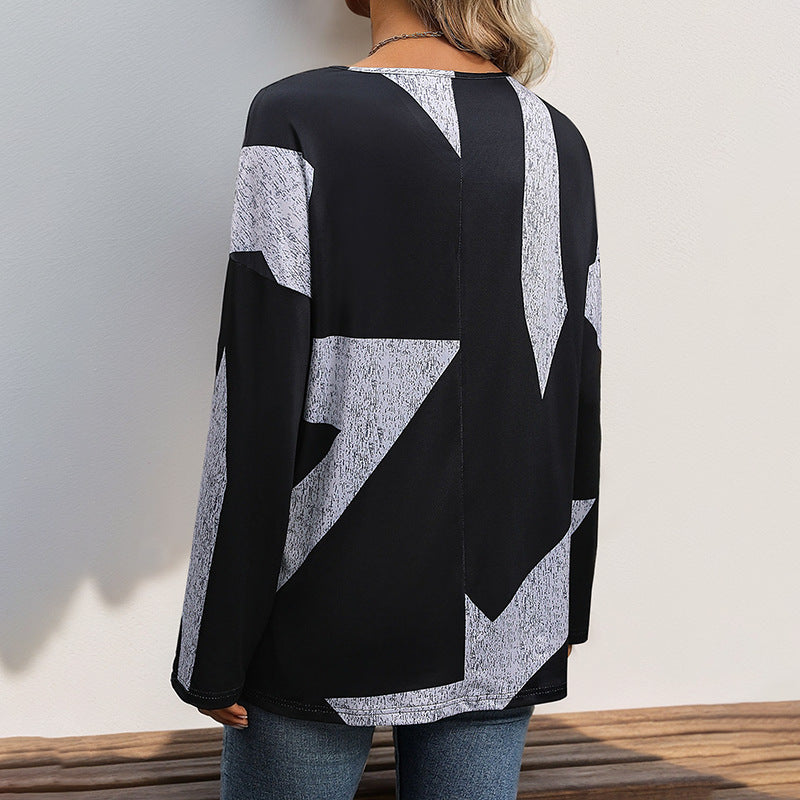Women's Oversize V-Neck Shirt with Abstract Graphic Print and Light Fall Mune Fashion