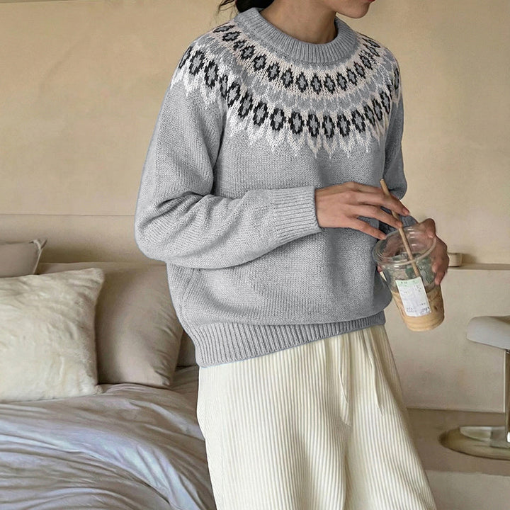 Women's Round Neck Sweater with Jacquard Yoke and Relaxed Fit Mune Fashion