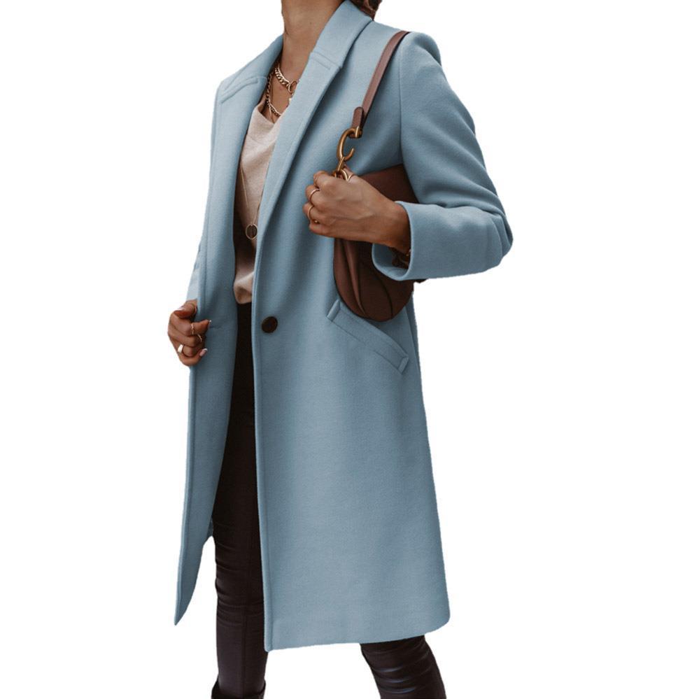 Women's coat with notched lapels, straight cut and welt pockets Mune Fashion