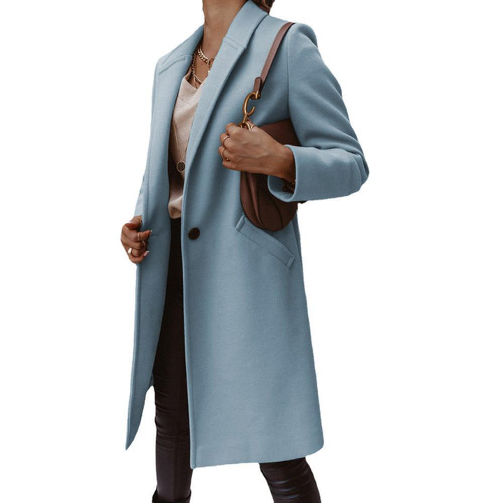 Women's coat with notched lapels, straight cut and welt pockets Mune Fashion