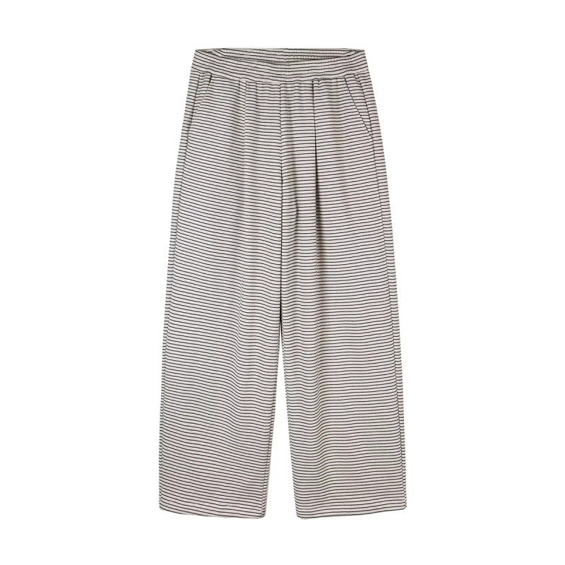 Women's culotte pants with wide leg, high waistband, and fine stripe pattern Mune Fashion