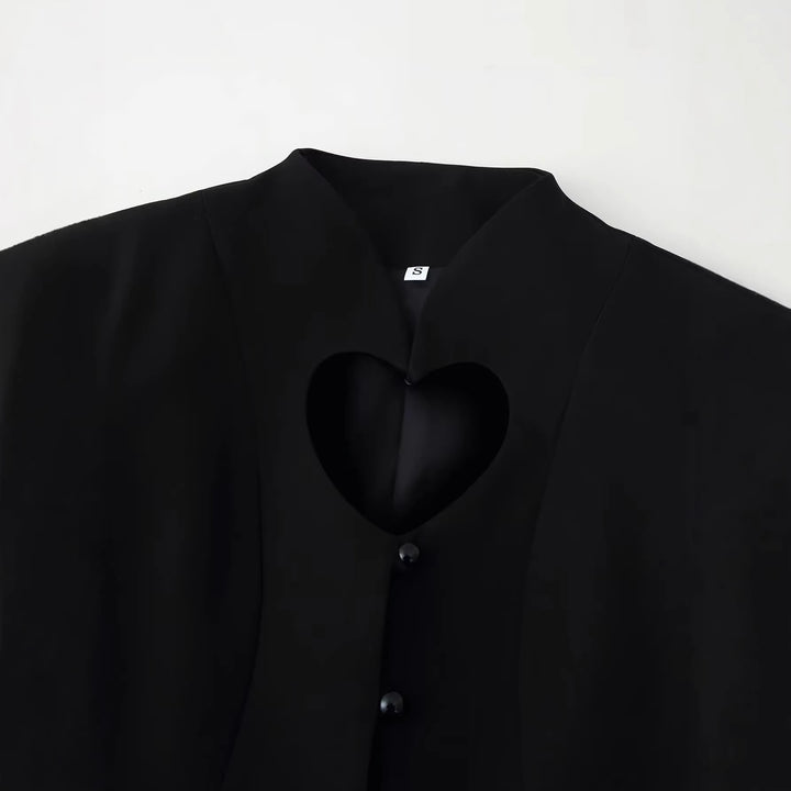 Women nan blouse with heart-shaped neckline, concealed button placket and flared hem Mune Fashion
